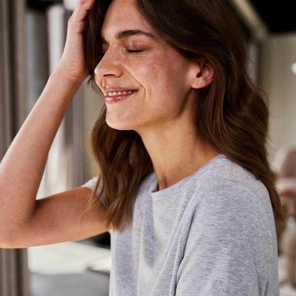 Lysegrå bambus T-shirt med rund hals