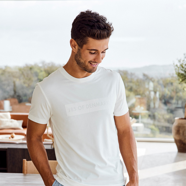 Hvid bambus T-shirt med logo