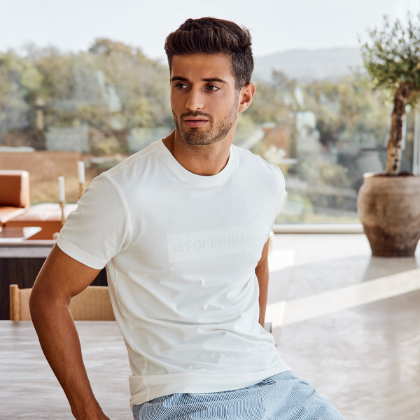 Hvid bambus T-shirt med logo