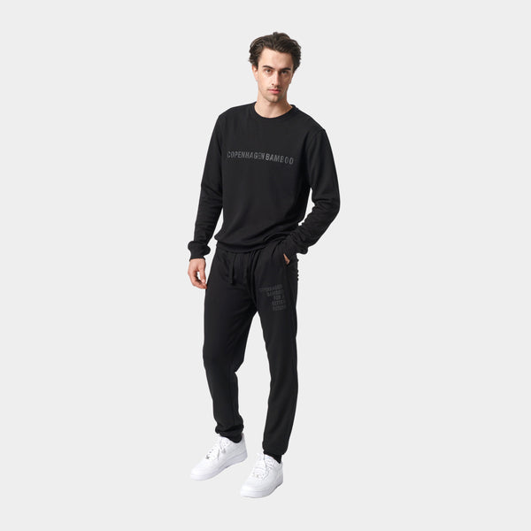 Sort bambus joggingsæt med logo