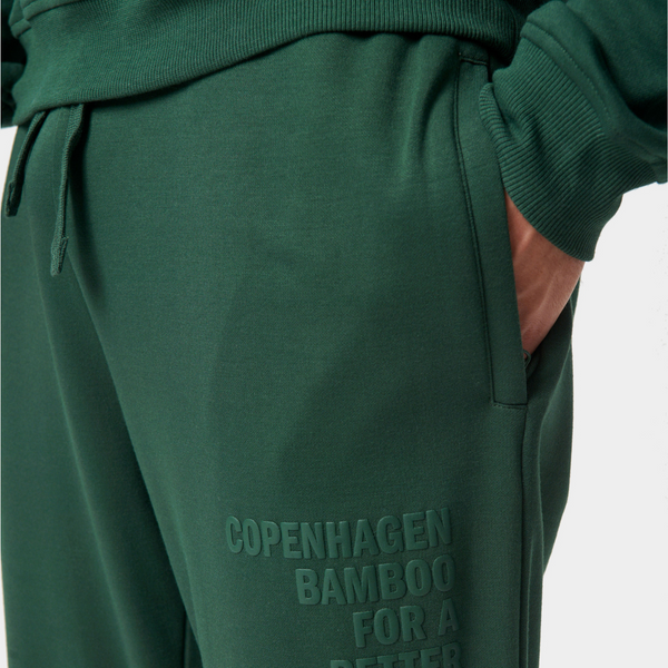 Grønt bambus joggingsæt med logo