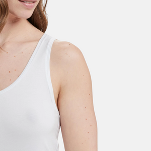 2 pak hvid bambus tank top med brede stropper